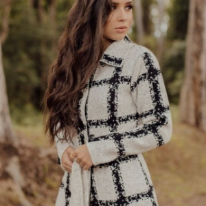 knit coat Sintonia White checkered brazilmalls.com
